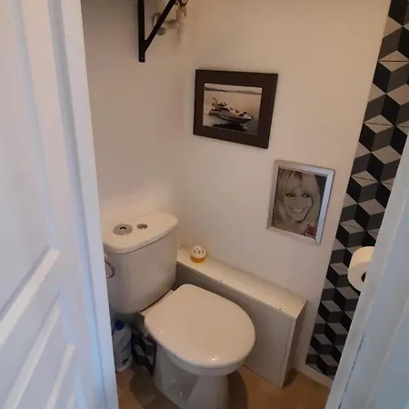 Apartment 4 People Terrace Parking Air Conditioning *